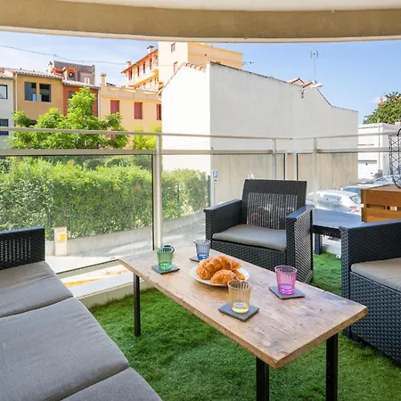 Apartment Cocon Azur, Piscine, Clim, A 5 Min De La